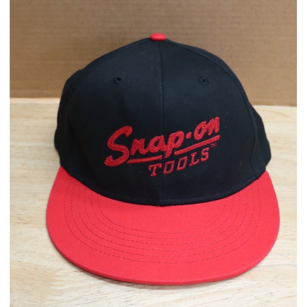 Snap-On Black Red Embroidered Mechanic S Wrench Snapback Hat Chain Stitch Flat